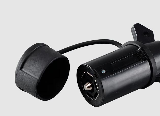 Fastway 82-01-3318 Trailer Wiring Connector Cover w/ Tether