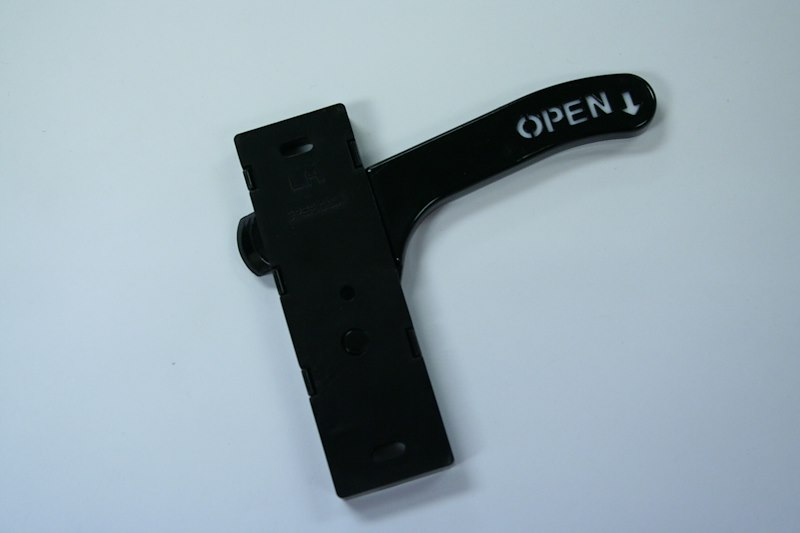 AP Products 015-201472 Left Hand Screen Door Lever Latch